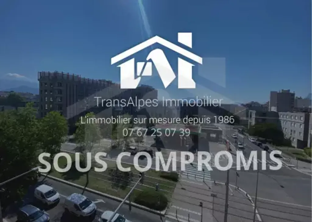 Achat appartement à vendre 4 pièces 95 m² - Grenoble