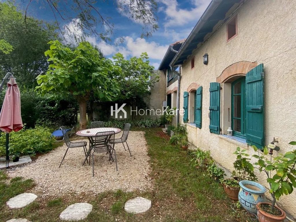 Achat maison à vendre 7 chambres 250 m² - Labarthe-sur-Lèze