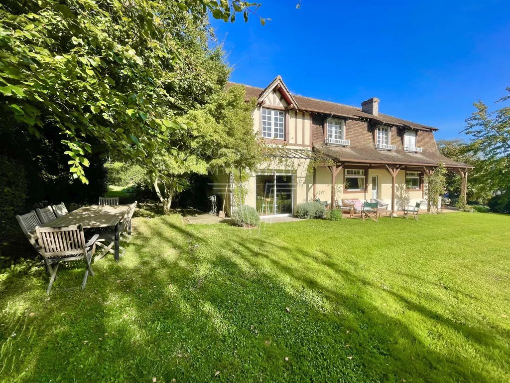 Achat maison à vendre 5 chambres 177 m² - Deauville