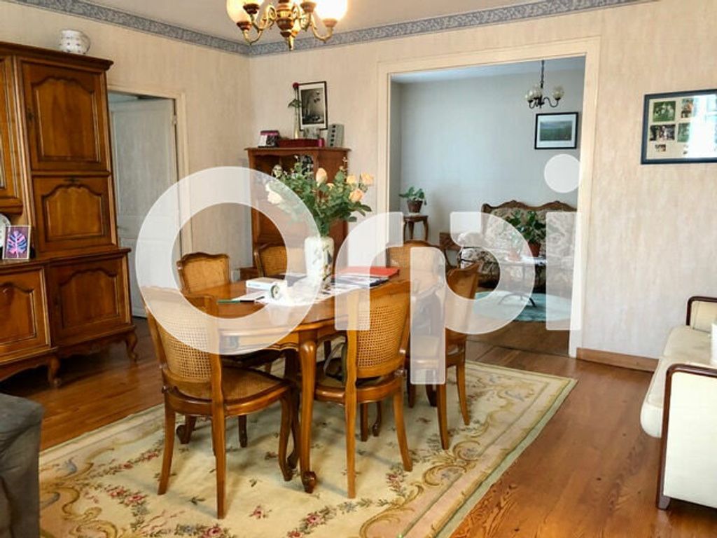 Achat maison à vendre 2 chambres 120 m² - Clavette