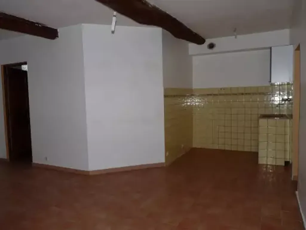 Achat appartement à vendre 3 pièces 49 m² - Roquevaire