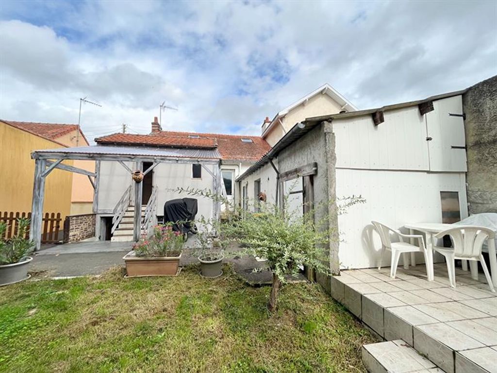 Achat maison à vendre 3 chambres 95 m² - La Montagne