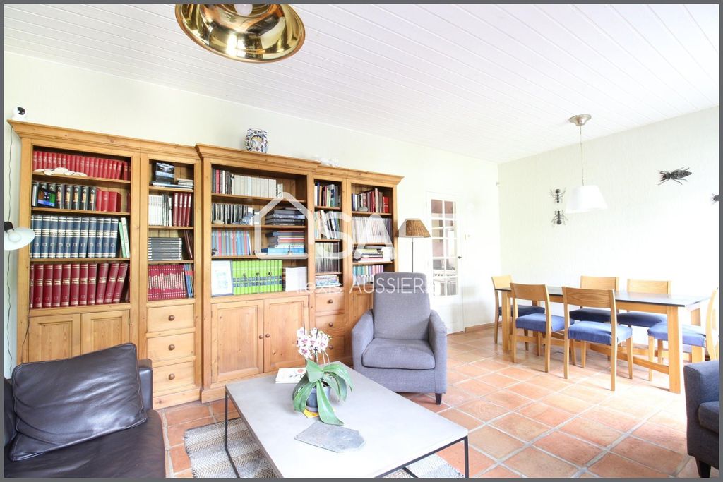 Achat maison à vendre 4 chambres 150 m² - Bussy-Saint-Georges