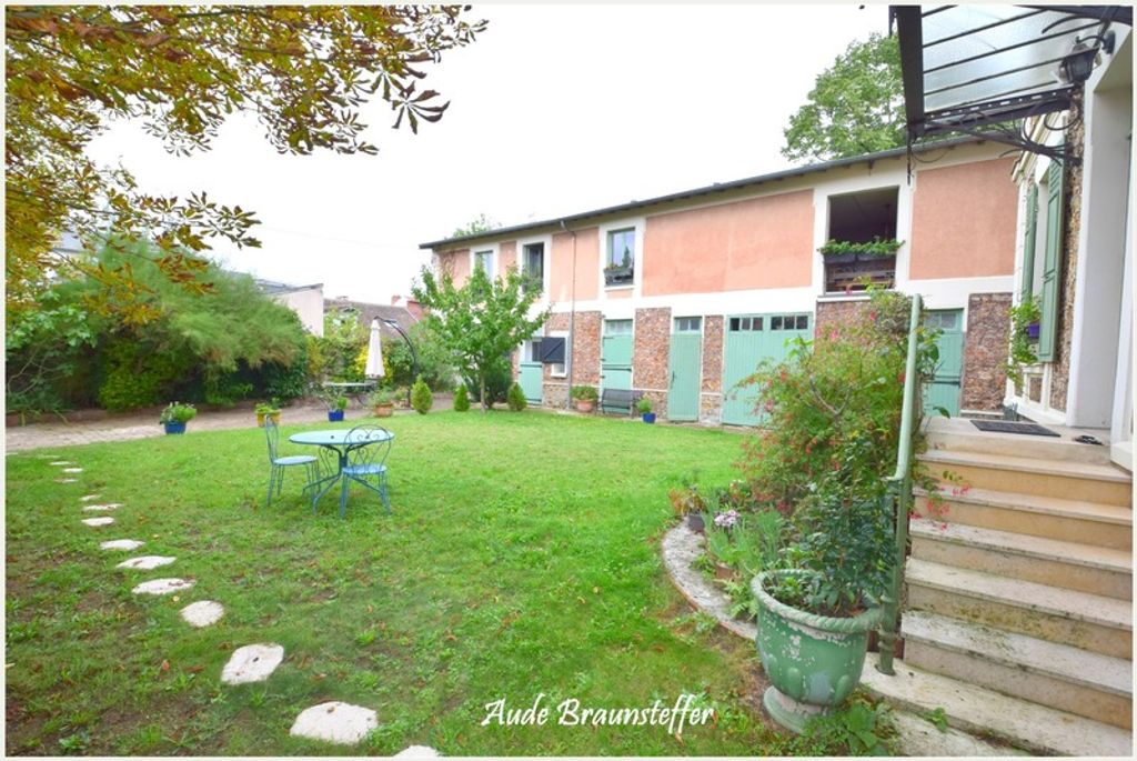 Achat maison à vendre 7 chambres 316 m² - Maisons-Laffitte