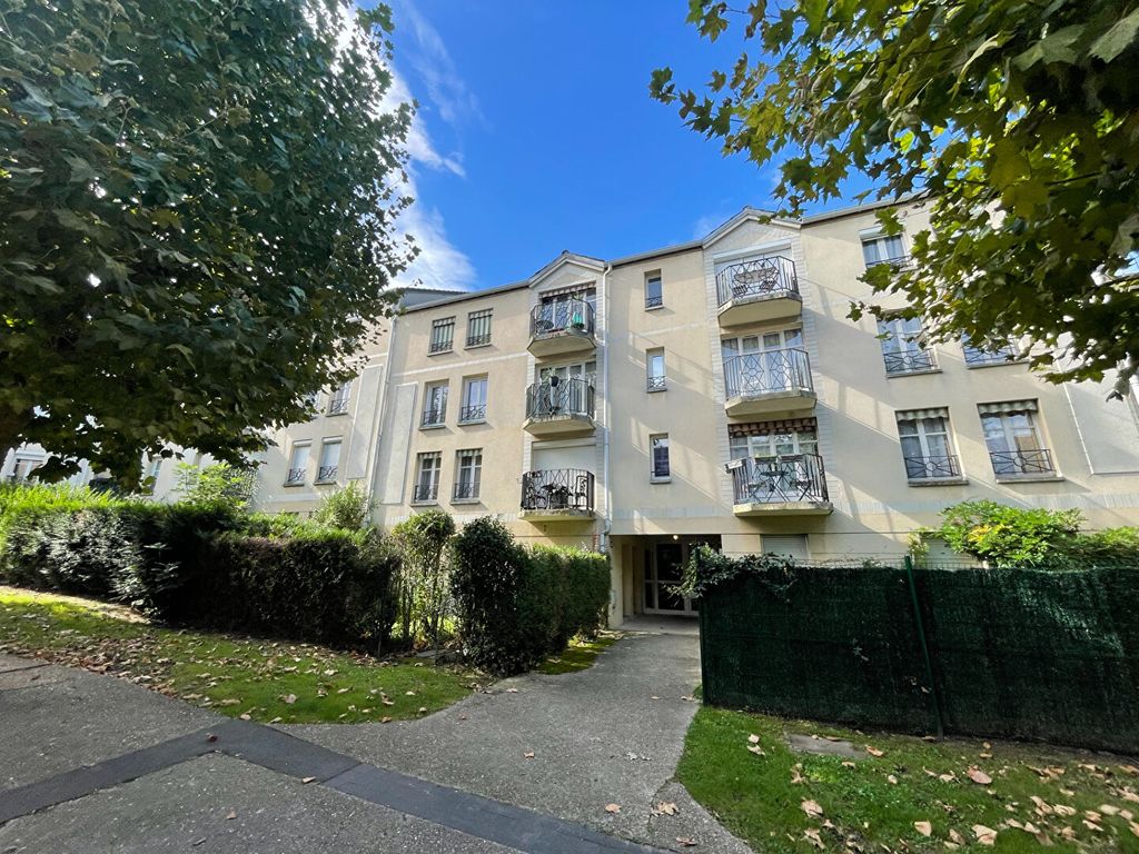 Achat appartement à vendre 2 pièces 59 m² - Saint-Brice-sous-Forêt