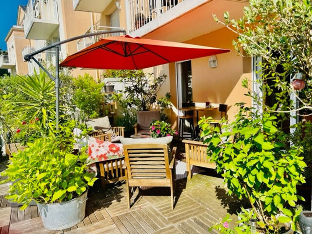 Achat appartement à vendre 4 pièces 85 m² - Trouville-sur-Mer