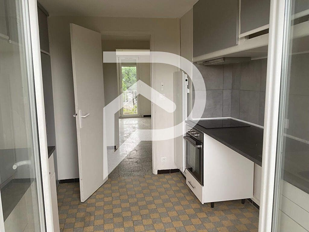 Achat appartement à vendre 3 pièces 53 m² - Marignane