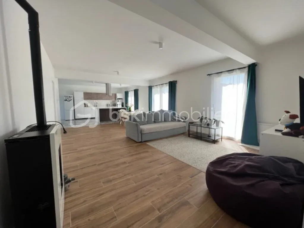 Achat maison à vendre 4 chambres 160 m² - Soisy-sur-École