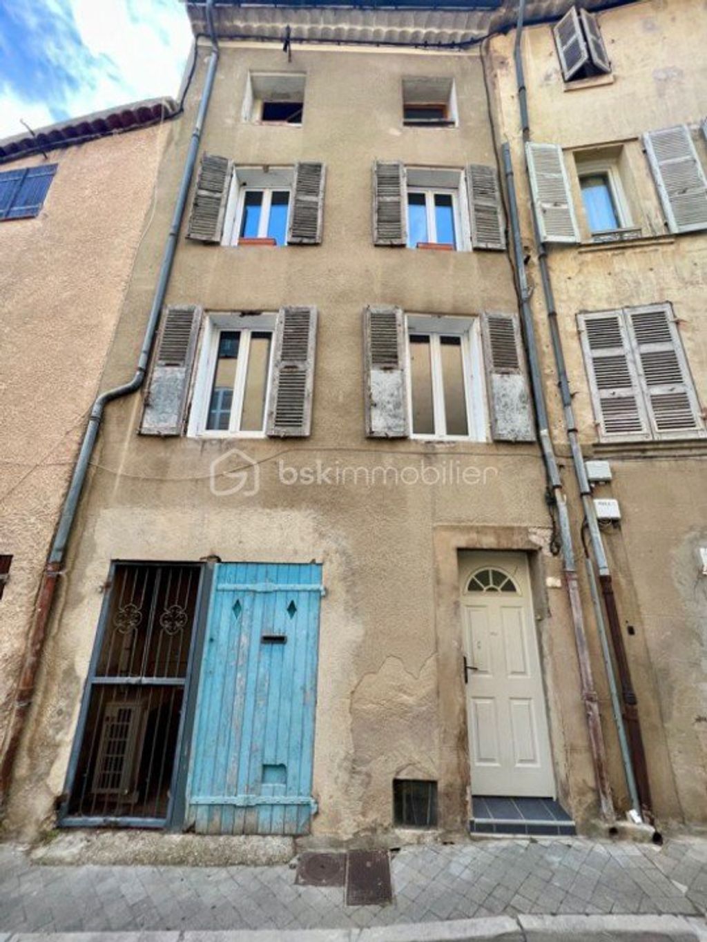 Achat maison à vendre 2 chambres 85 m² - Méounes-lès-Montrieux