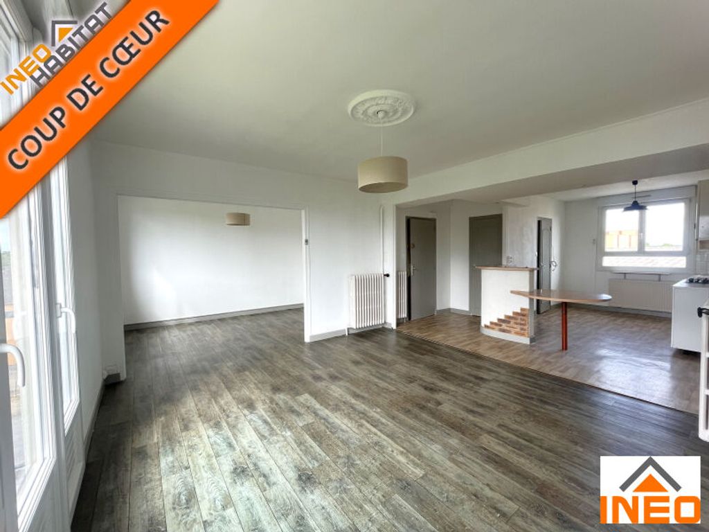 Achat appartement à vendre 3 pièces 70 m² - Saint-Méen-le-Grand