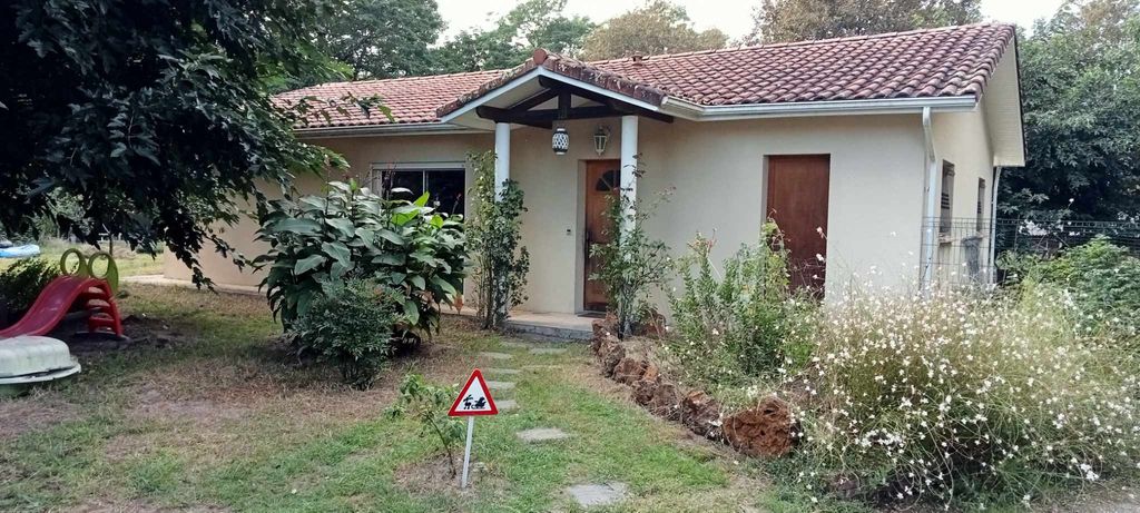 Achat maison à vendre 2 chambres 104 m² - Saugnacq-et-Muret