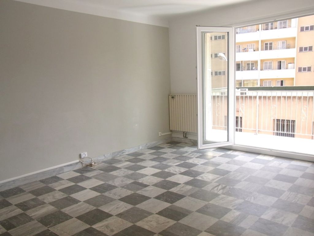 Achat appartement à vendre 3 pièces 78 m² - Ajaccio