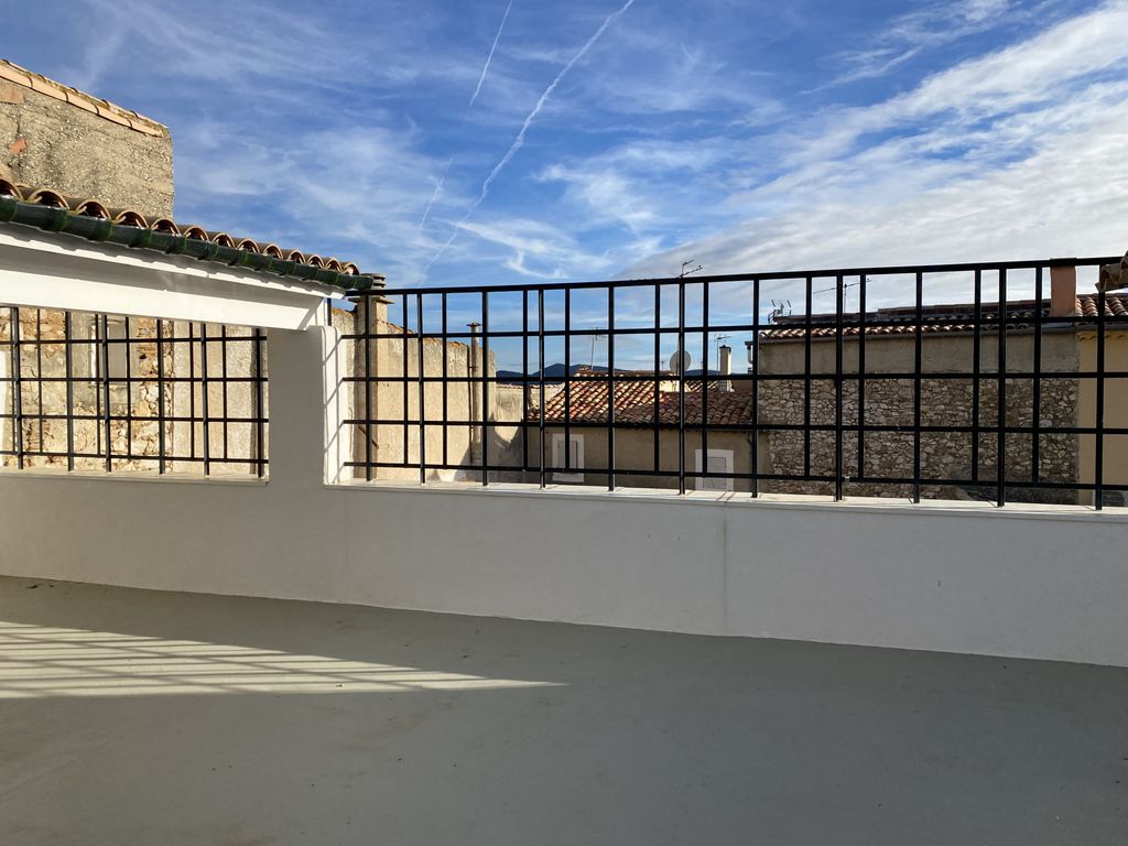 Achat maison à vendre 4 chambres 140 m² - Saint-Jean-de-Fos