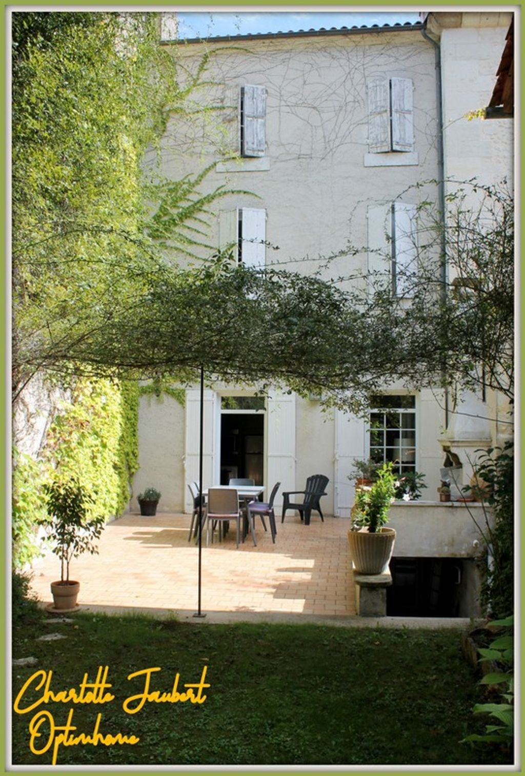 Achat maison à vendre 4 chambres 215 m² - Chalais