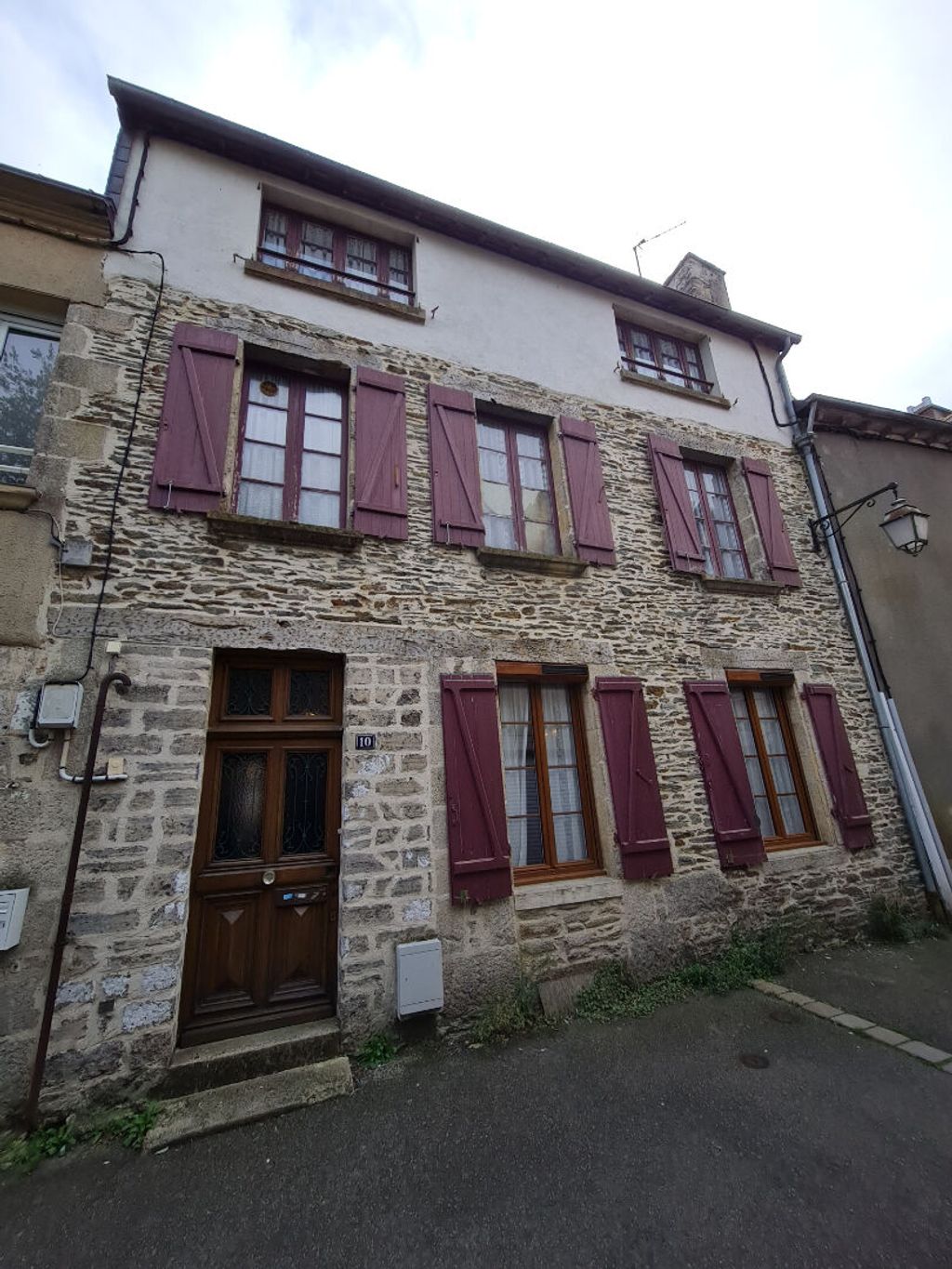 Achat maison à vendre 6 chambres 191 m² - Ploërmel