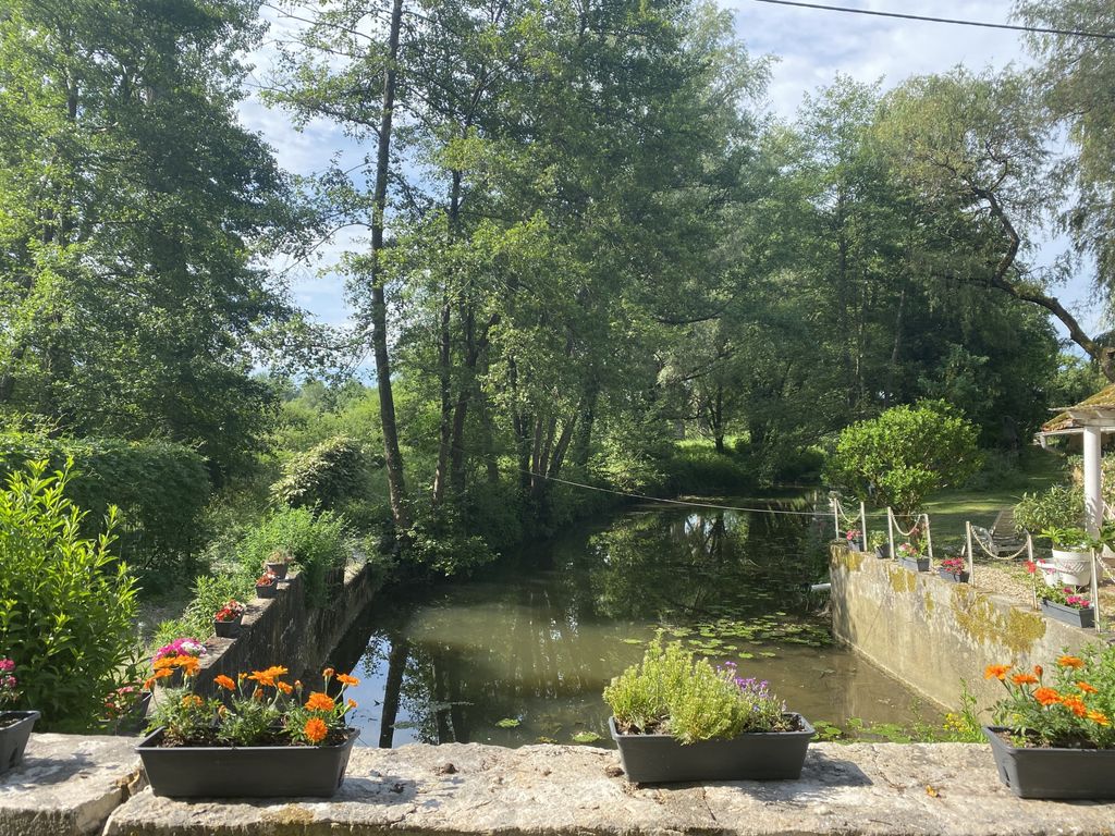 Achat maison 6 chambre(s) - La Guerche-sur-l'Aubois