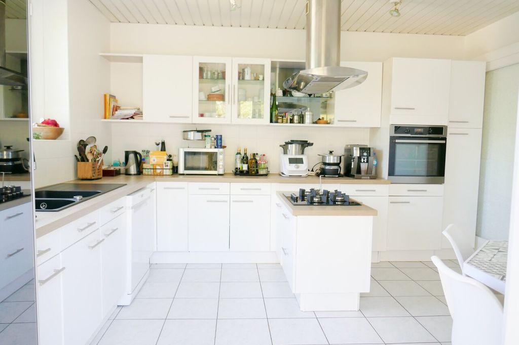 Achat maison à vendre 5 chambres 166 m² - Monistrol-sur-Loire
