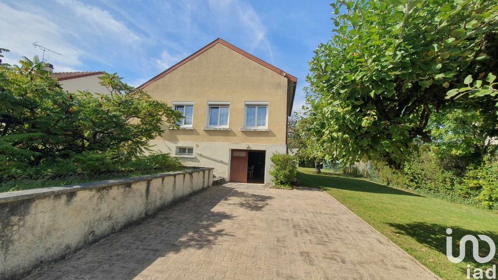 Achat maison à vendre 3 chambres 64 m² - Roches-sur-Marne