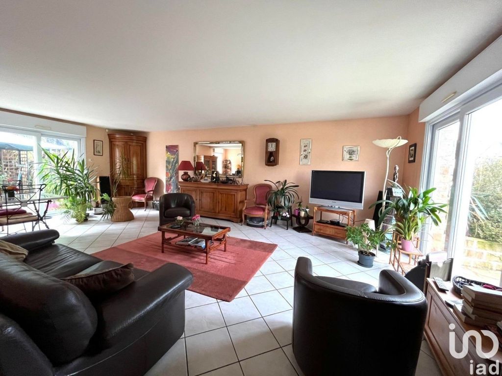 Achat maison à vendre 5 chambres 164 m² - Boussy-Saint-Antoine