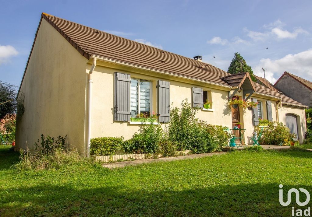 Achat maison à vendre 4 chambres 100 m² - Armentières-en-Brie