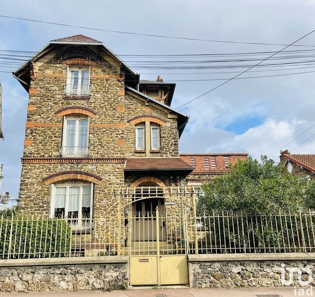 Achat maison à vendre 4 chambres 135 m² - Savigny-sur-Orge