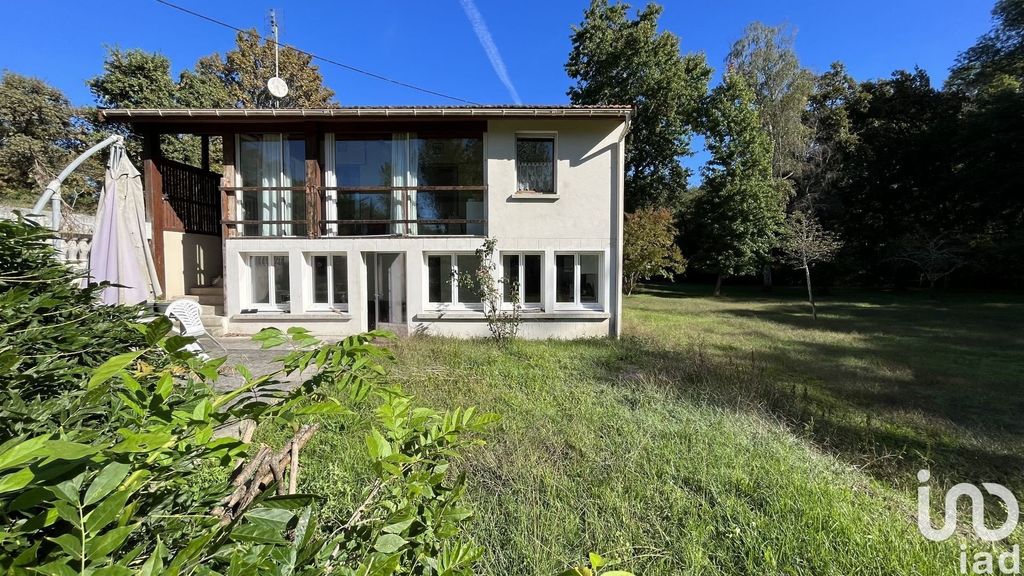 Achat maison à vendre 3 chambres 135 m² - Cavignac