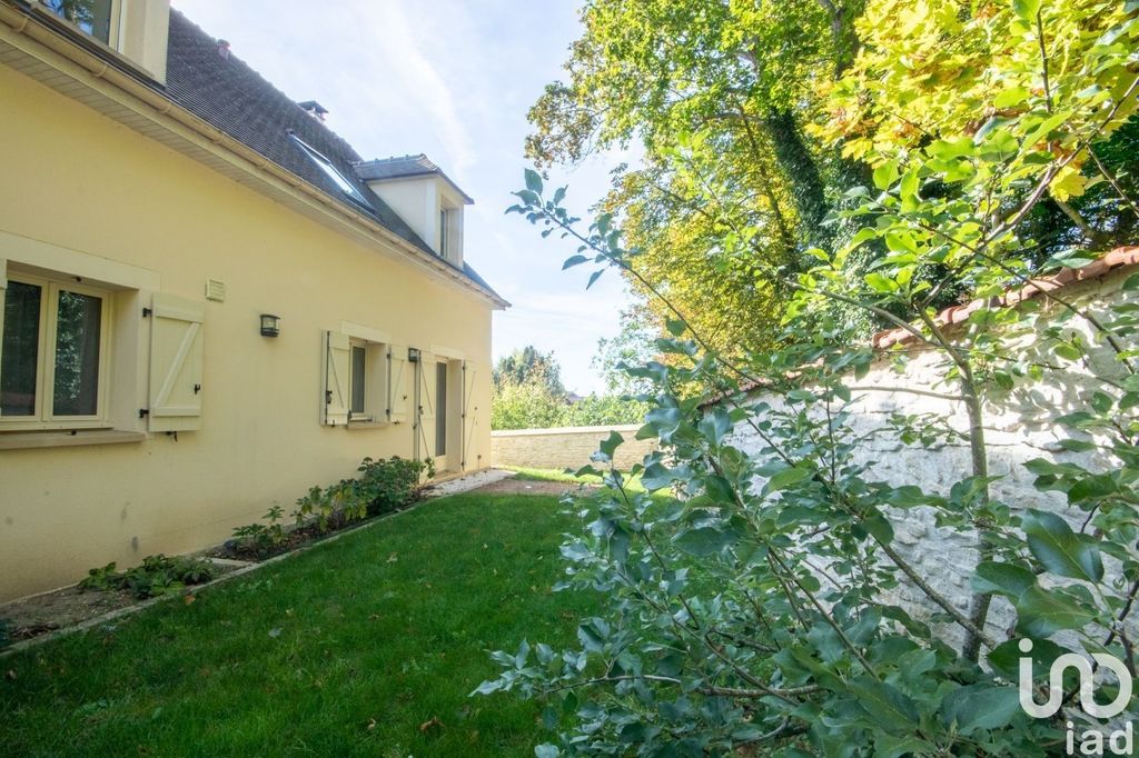 Achat maison à vendre 4 chambres 135 m² - Fontenay-Saint-Père