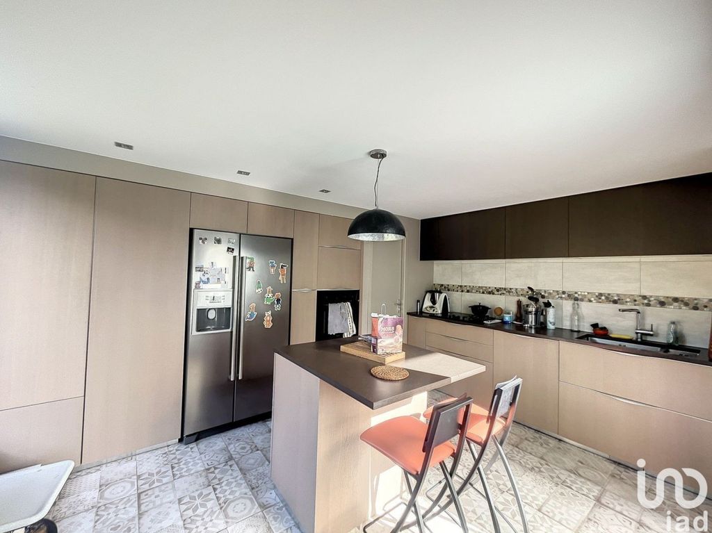 Achat maison à vendre 5 chambres 208 m² - Sucé-sur-Erdre