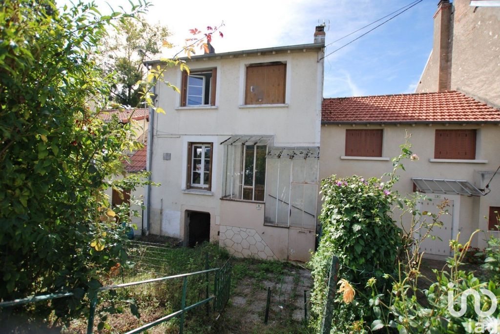 Achat maison à vendre 2 chambres 68 m² - Bonny-sur-Loire