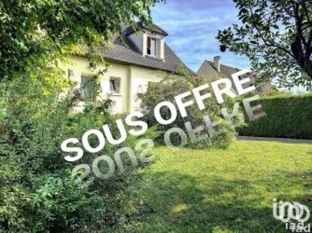 Achat maison à vendre 5 chambres 144 m² - Guignes