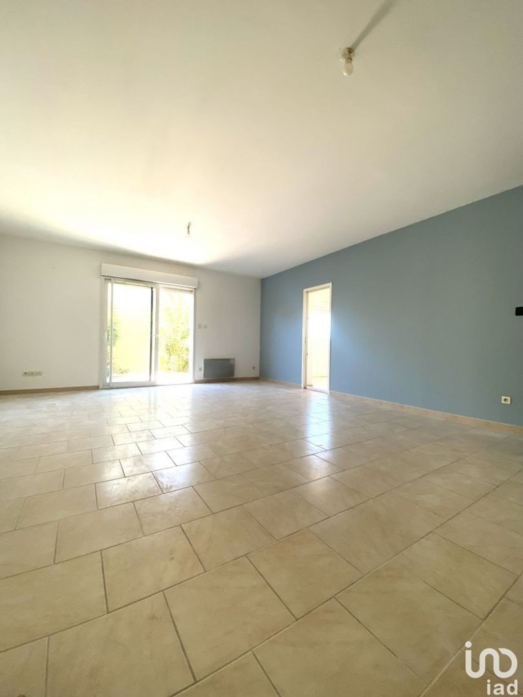 Achat appartement à vendre 4 pièces 78 m² - Carpentras
