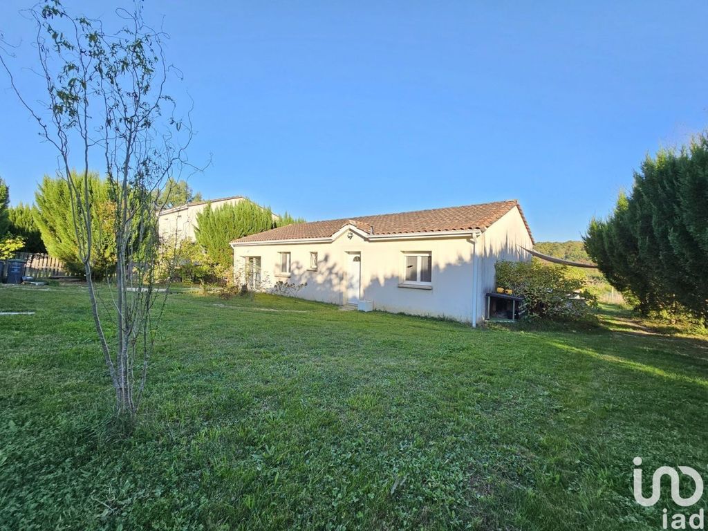 Achat maison à vendre 3 chambres 102 m² - Carignan-de-Bordeaux