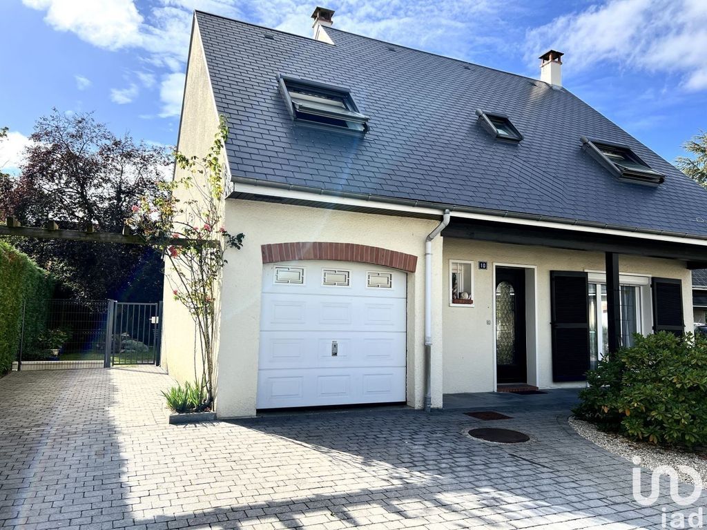 Achat maison à vendre 3 chambres 109 m² - Orléans