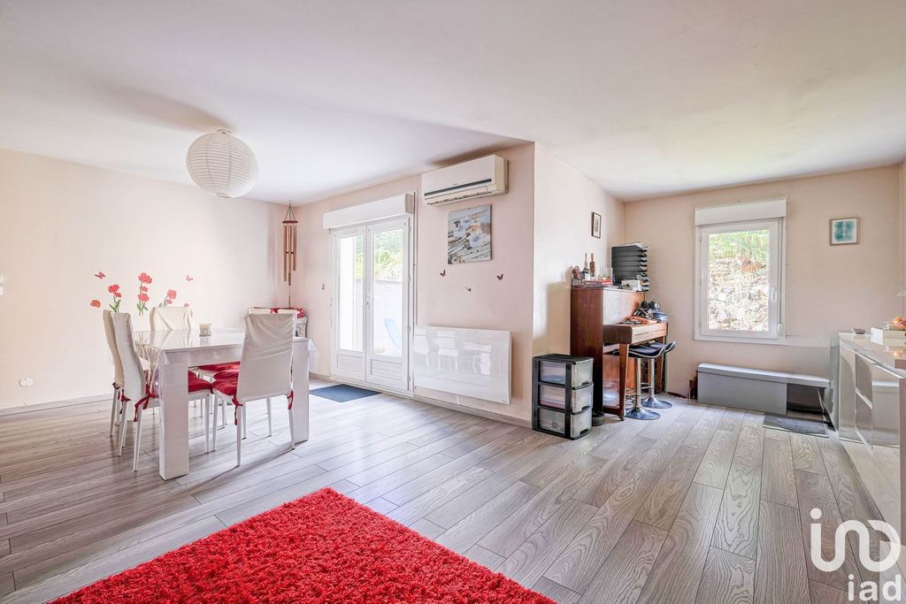 Achat maison à vendre 4 chambres 100 m² - Crégy-lès-Meaux