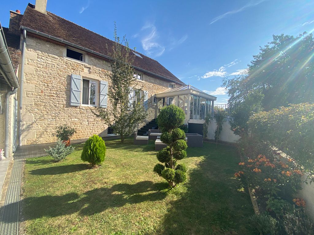 Achat maison à vendre 4 chambres 200 m² - Épernay-sous-Gevrey