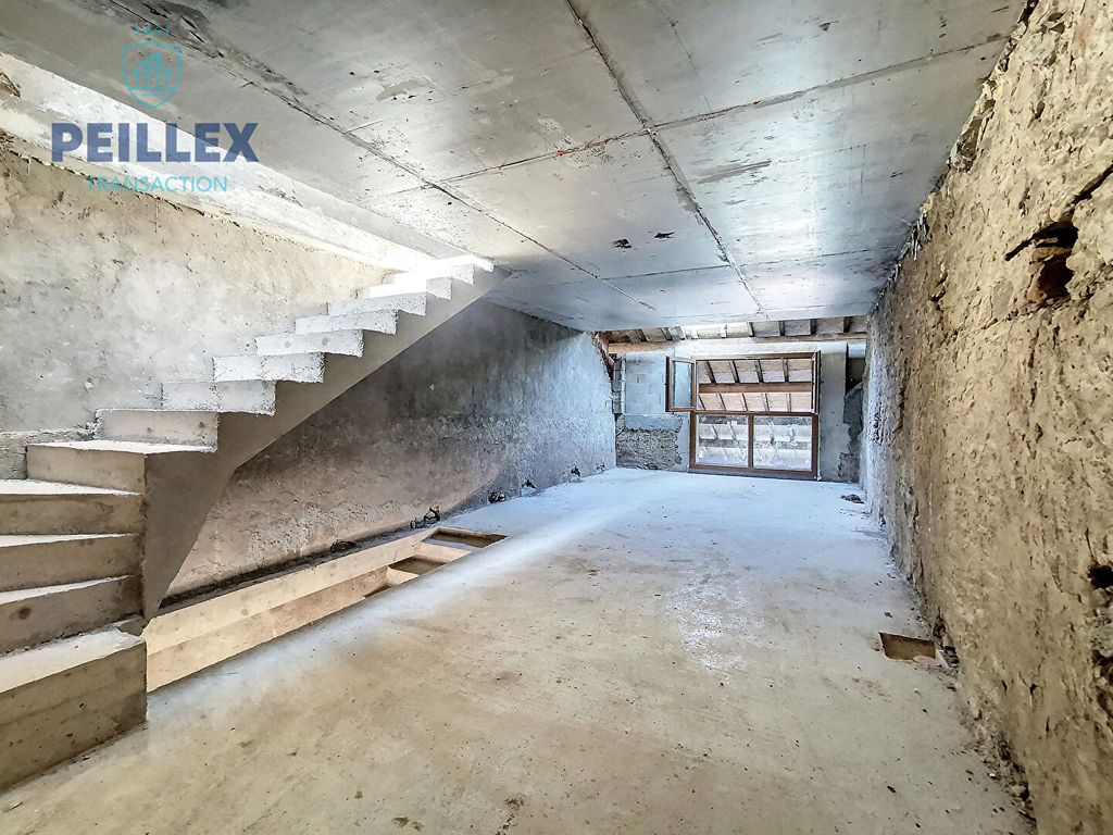 Achat triplex à vendre 4 pièces 124 m² - Draillant