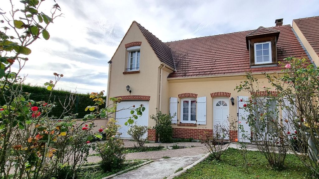 Achat maison à vendre 4 chambres 120 m² - Ressons-sur-Matz