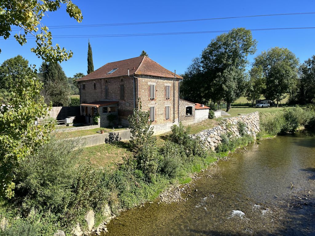 Achat maison à vendre 3 chambres 220 m² - Chelle-Debat