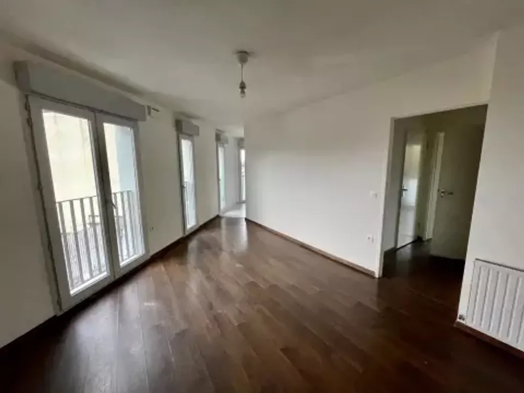 Achat appartement à vendre 3 pièces 57 m² - Cenon