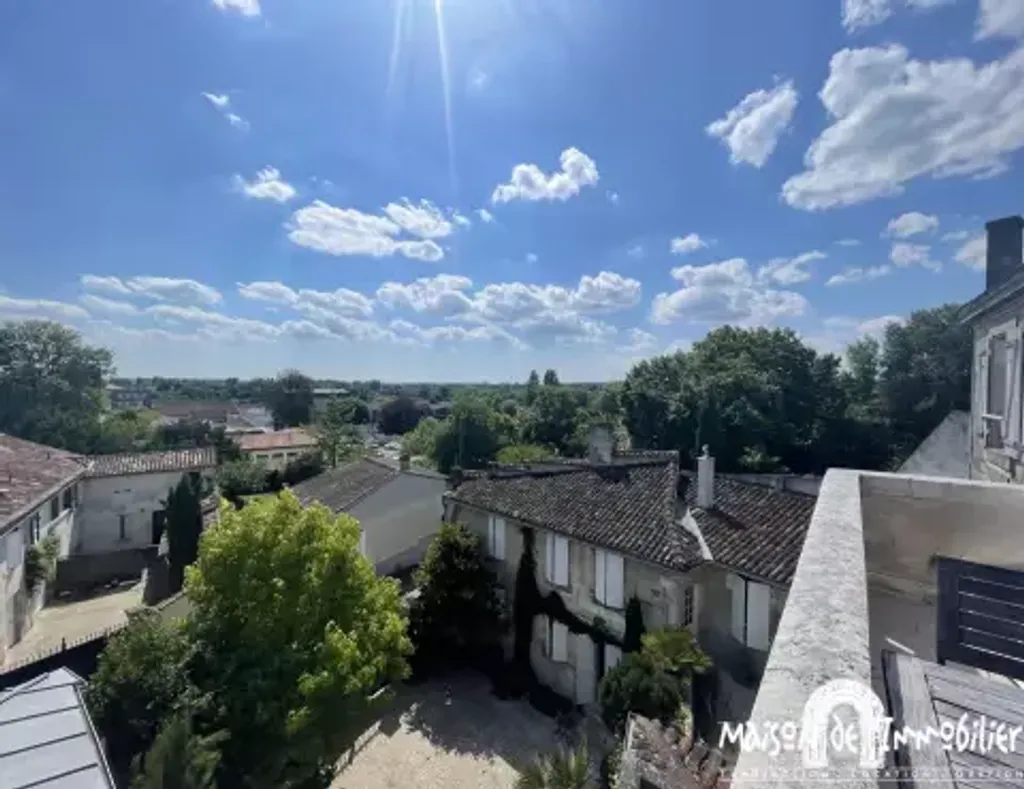 Achat appartement à vendre 5 pièces 132 m² - Cognac