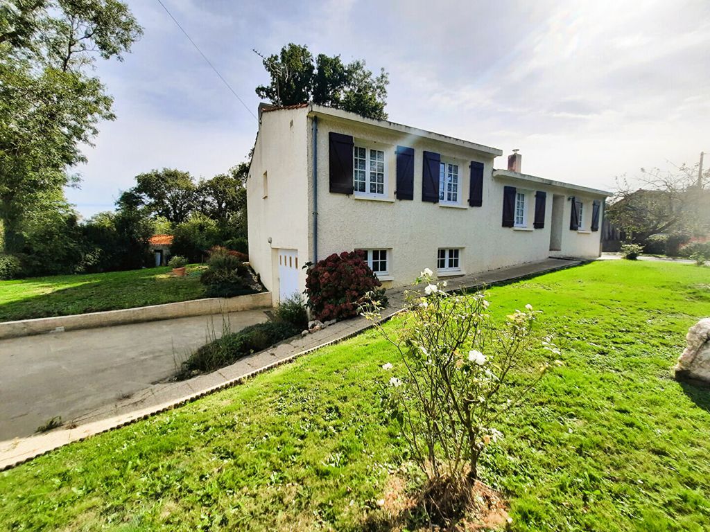 Achat maison à vendre 4 chambres 105 m² - Les Lucs-sur-Boulogne