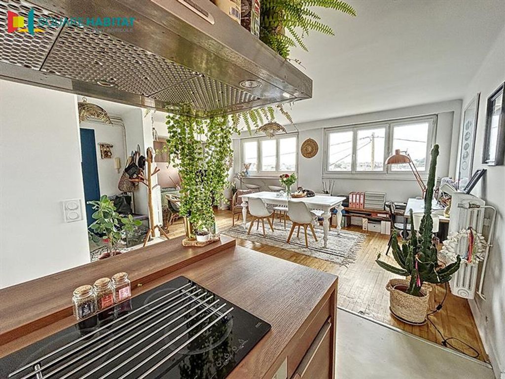 Achat appartement à vendre 3 pièces 74 m² - Saint-Malo