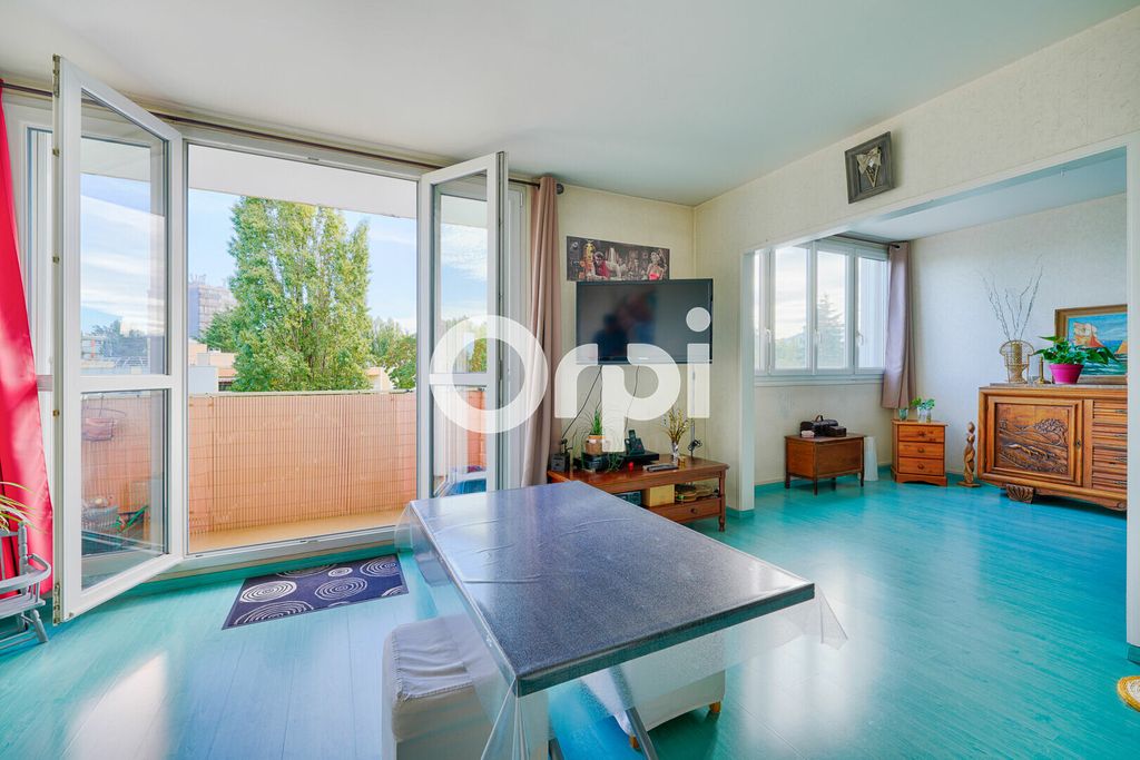 Achat appartement à vendre 4 pièces 79 m² - Saint-Michel-sur-Orge