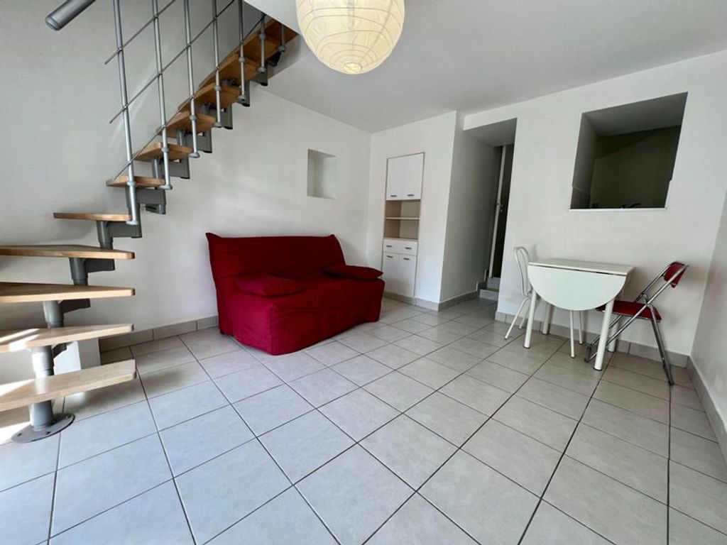 Achat maison à vendre 1 chambre 30 m² - Saint-Clément-de-la-Place
