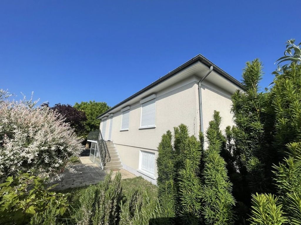 Achat maison à vendre 5 chambres 115 m² - Saumur