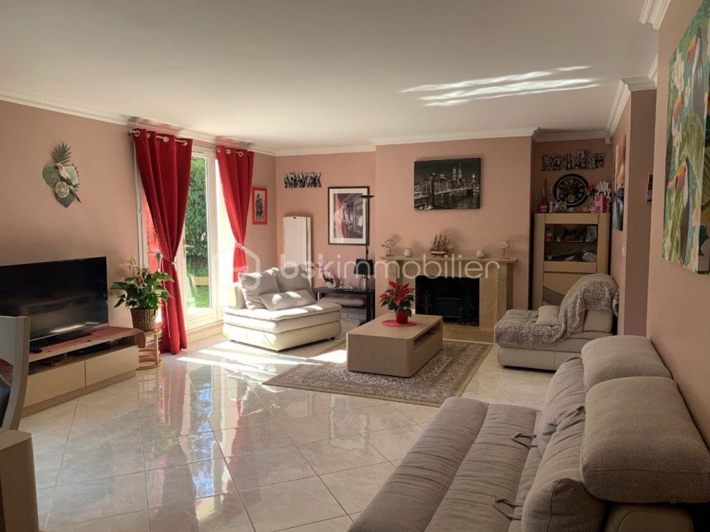 Achat maison à vendre 4 chambres 140 m² - Saint-Germain-lès-Corbeil