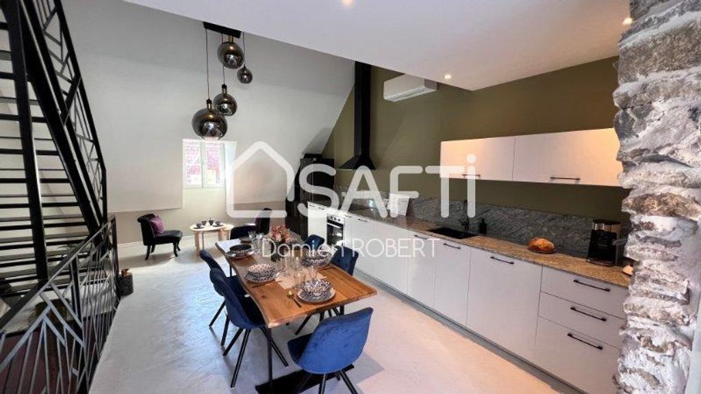 Achat maison à vendre 4 chambres 145 m² - Besançon