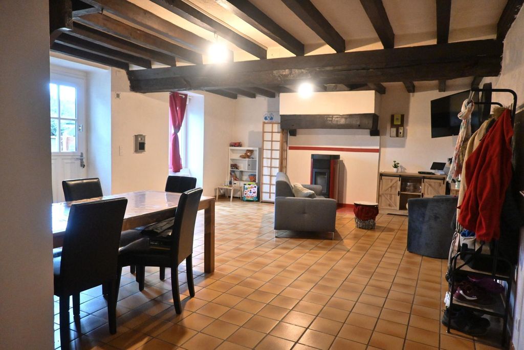 Achat maison à vendre 3 chambres 105 m² - Les Hauts-d'Anjou