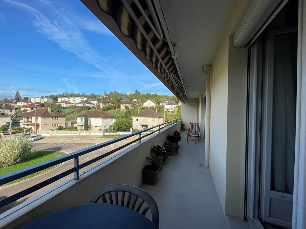 Achat appartement à vendre 4 pièces 99 m² - Saint-Florentin