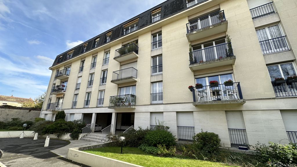 Achat appartement à vendre 4 pièces 90 m² - Fontainebleau